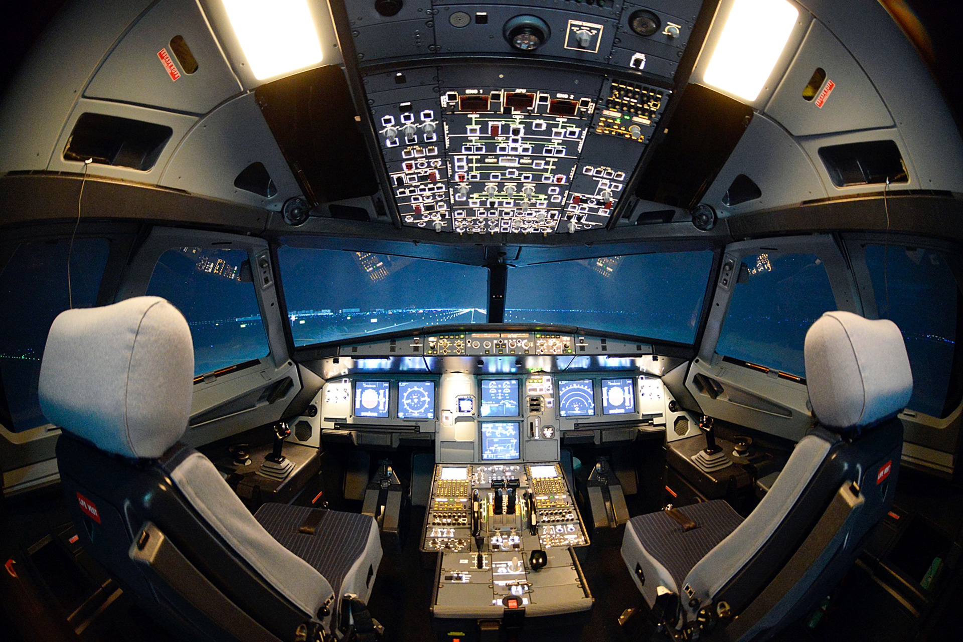 Avion A320 — image 2